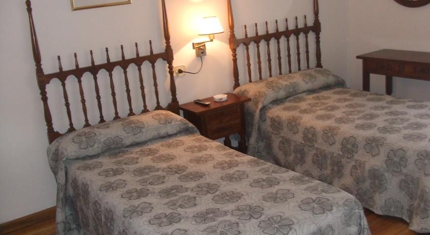 Гостевой дом Hostal Pirineos Meliz