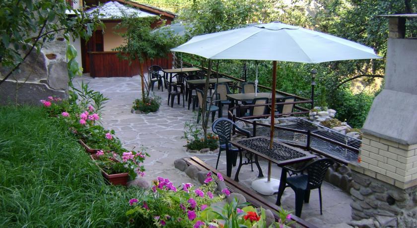 Гостевой дом The Old House Guest House