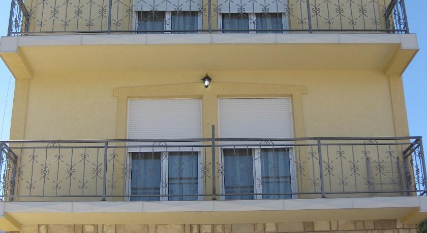 Апартаменты Apartments Šarović