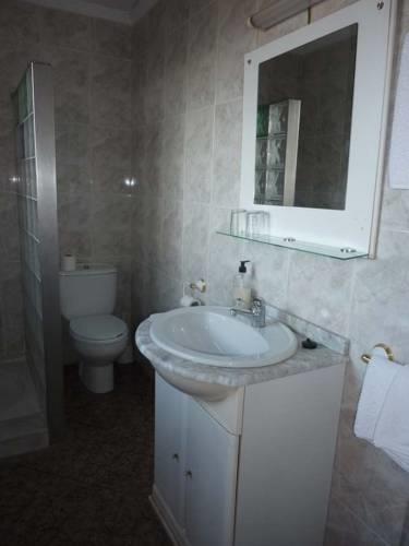 Отель Hostal El Serrallo