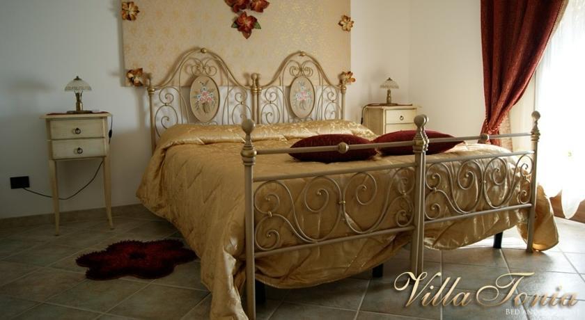 Отель Villa Tonia