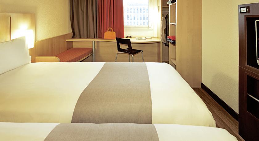 Отель Ibis Paris Porte d'Italie