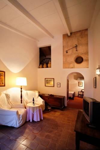 Отель Petit Hotel Es figueral