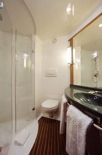 Отель Ibis Valencia Bonaire