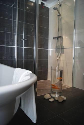Отель Albergo Edera