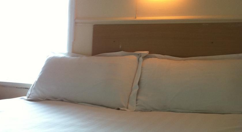 New Oceans Hotel