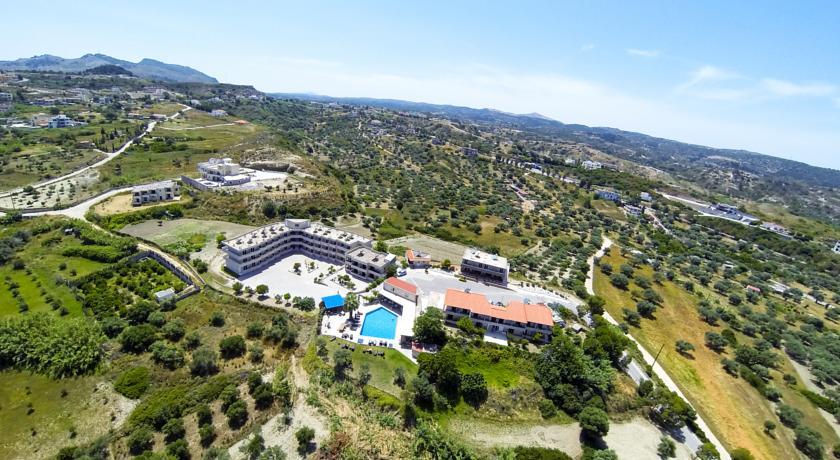 Hillside Studios & Apartments