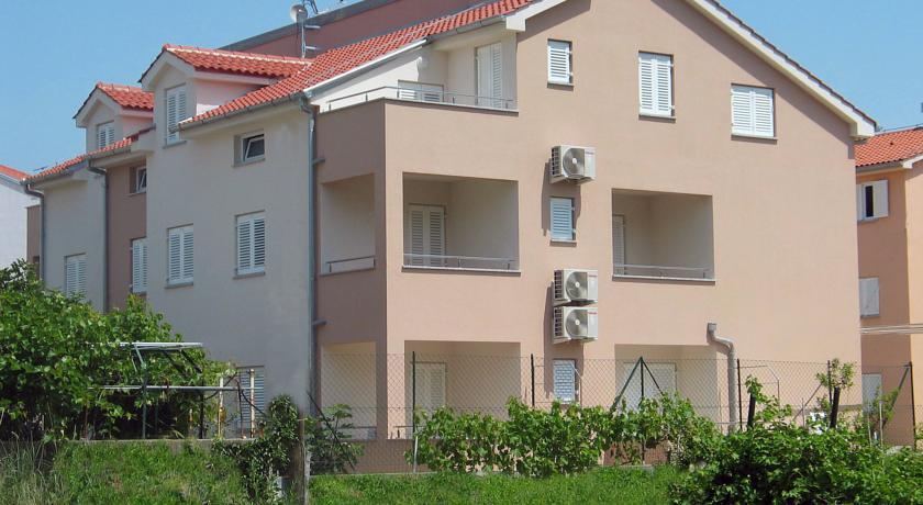 Апартаменты Apartments Crneković