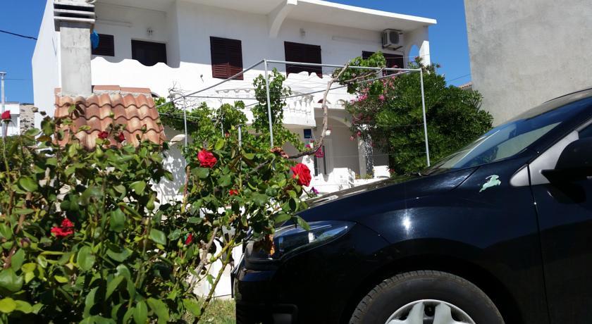 Апартаменты Apartments Milka Pag
