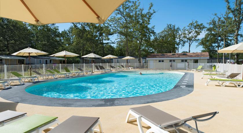 Отель Camping Les Chèvrefeuilles