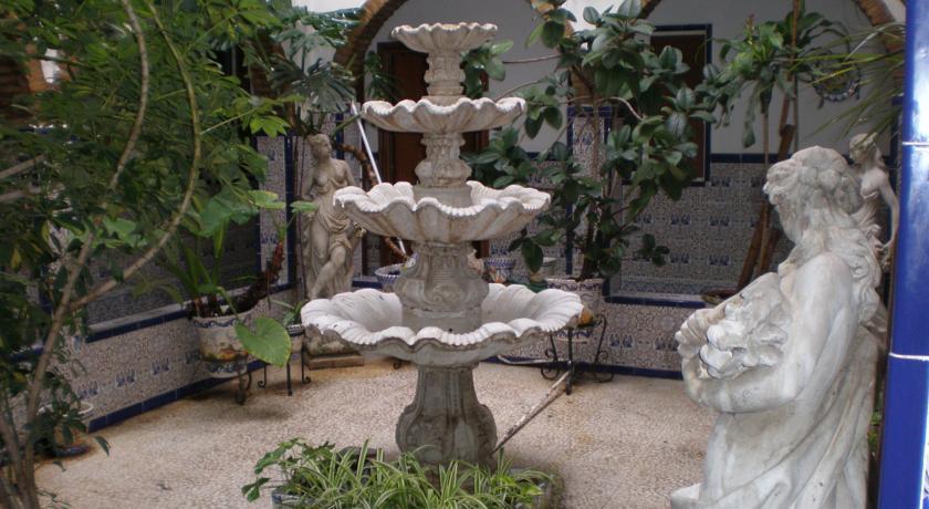 Гостевой дом Hostal Lepanto