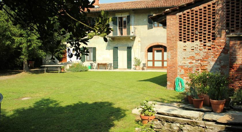 Отель B&B Cascina Moncrava