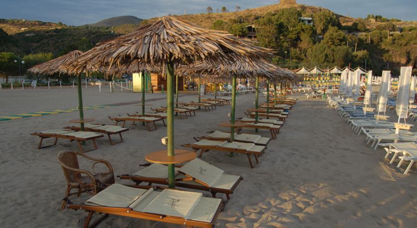 Отель Hotel Cala di Luna