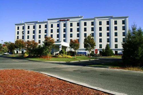 Отель Hampton Inn Long Island-Brookhaven