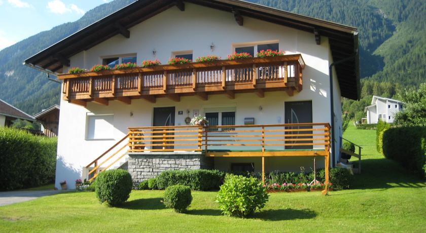 Отель Chalet Bernegg