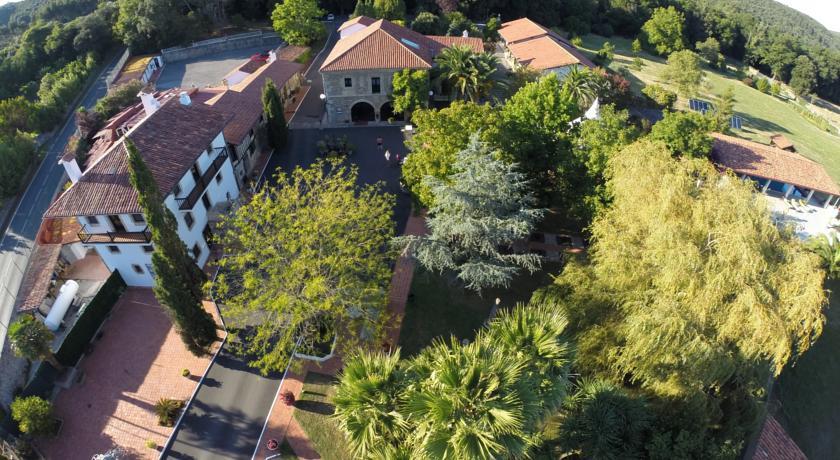 Отель San Román de Escalante