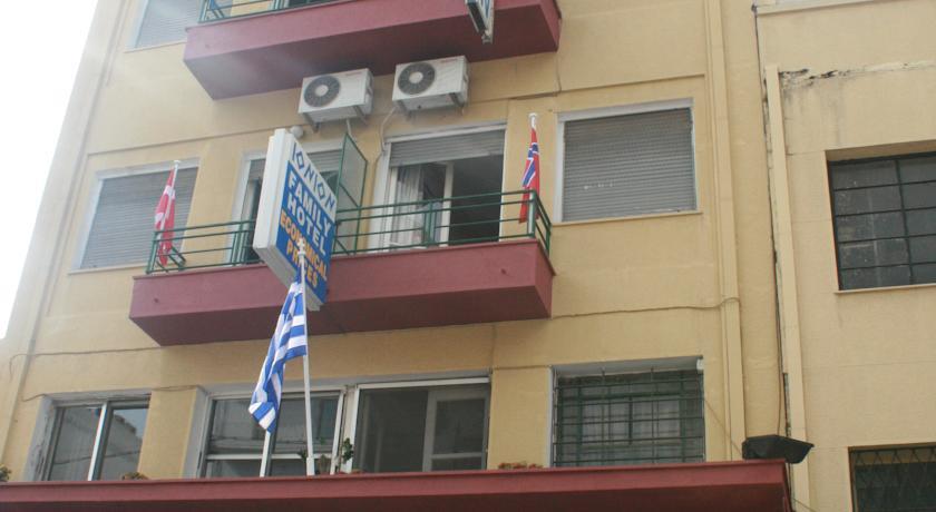 Отель Hotel Ionion