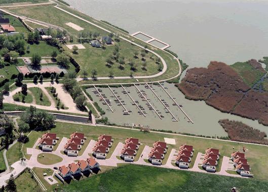 Апартаменты Gólya Villa Park