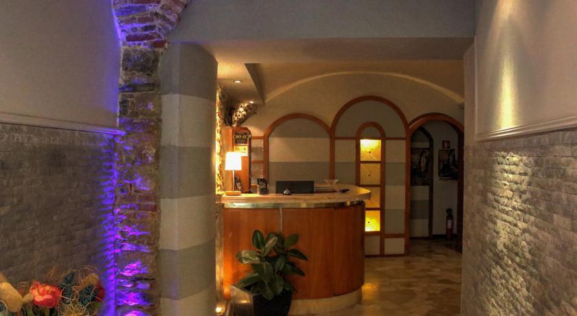 Отель Hotel Pino