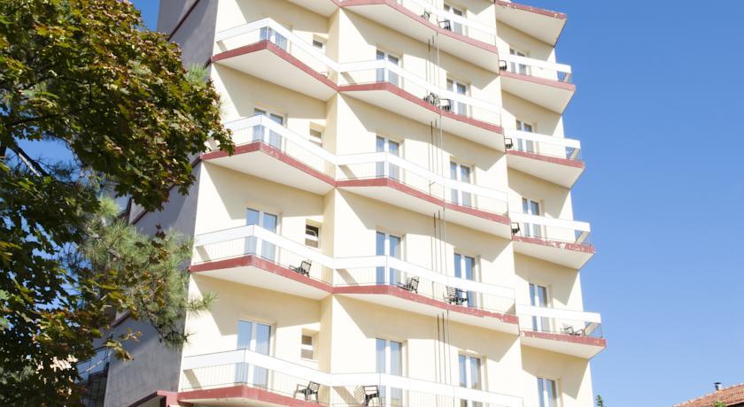 Отель Hotel Royal