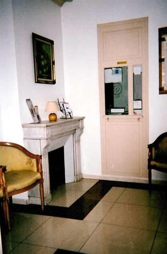 Отель Hotel Chevallier