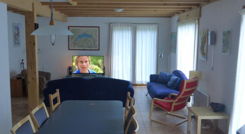 Отель Chalet Montjoie