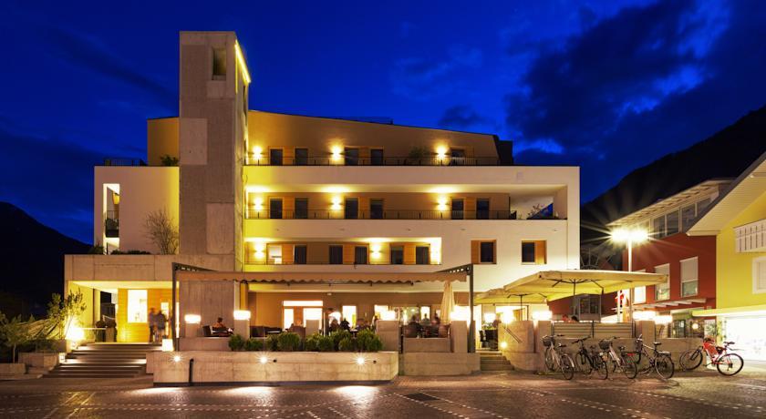 Отель Hotel Restaurant Kreuzwirt