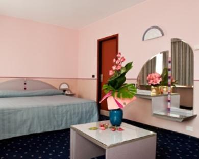 Отель Albatros Hotel