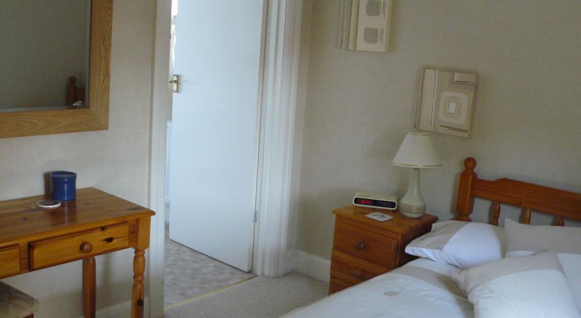 Отель The Millstones Country Hotel & Restaurant