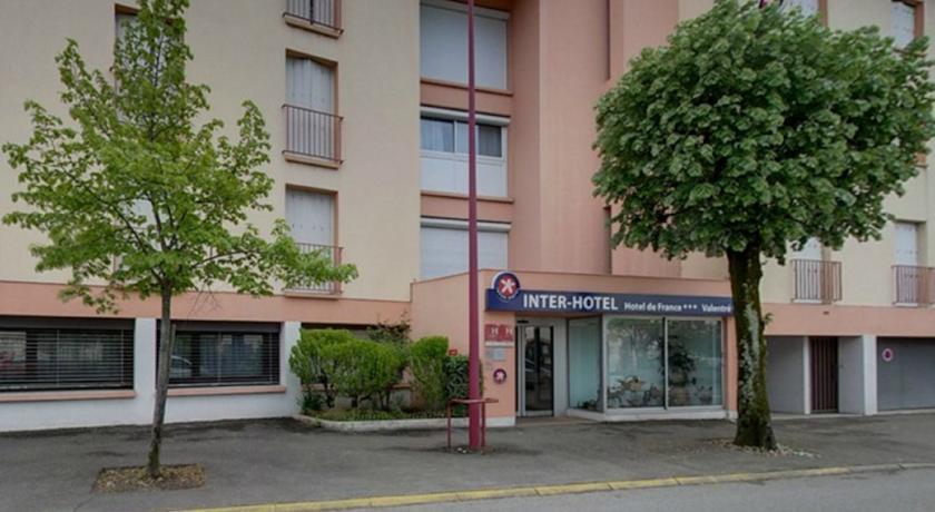 Отель Hôtel Le Valentré