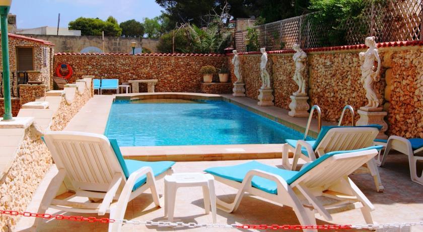 Апартаменты Bella Vista Apartments