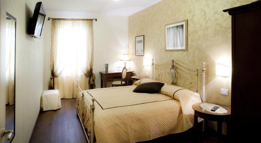 Мини-отель La Portella Bed & Breakfast