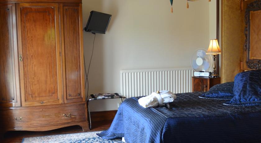 Отель Clow Beck House