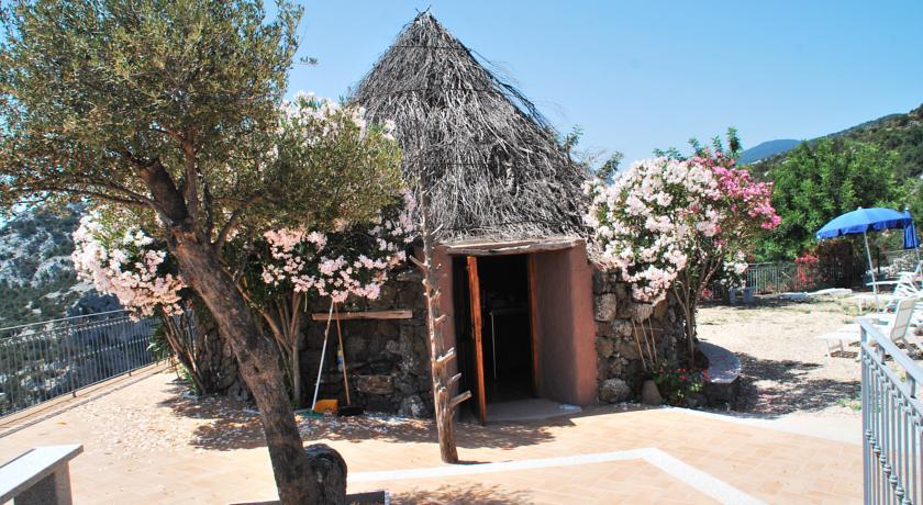 Отель Hotel Turismo Rurale Villa Maria Caterina