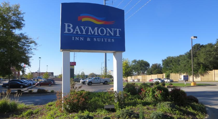 Отель Baymont Inn & Suites Omaha Central