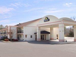 Отель Days Inn Scottsboro