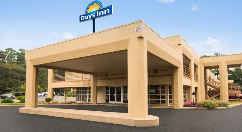 Отель Days Inn Atlanta Stone Mountain