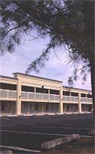 Отель Fredericksburg-Days Inn South