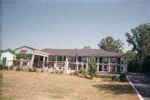 Отель Days Inn Montezuma