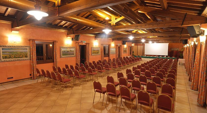 Отель Hotel Lago Verde
