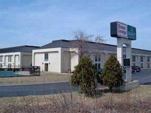 Отель Econo Lodge Moline