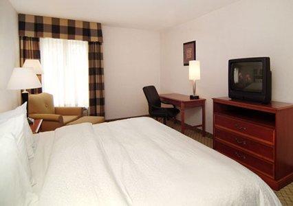 Отель Clarion Inn And Conference Center