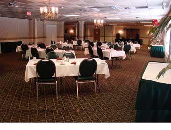 Отель Country Hearth Inn Elizabethtown