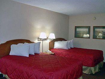 Отель Ramada Conference Center Ocala