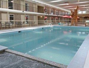 Отель Ramada Sterling