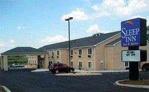 Отель Sleep Inn & Suites
