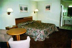 Отель Travelodge Pico Rivera