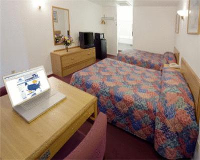 Americas Best Value Inn - San Antonio Lackland AFB