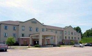 Отель Comfort Inn & Suites
