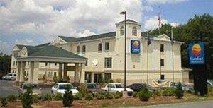 Отель Comfort Inn & Suites